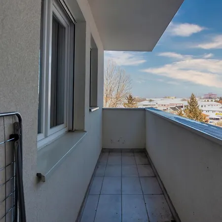 Luxury 베오그라드