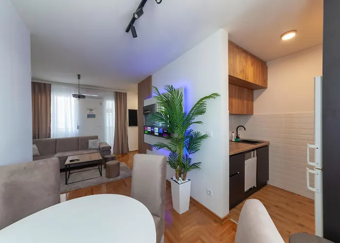 Luxury Apartamento *